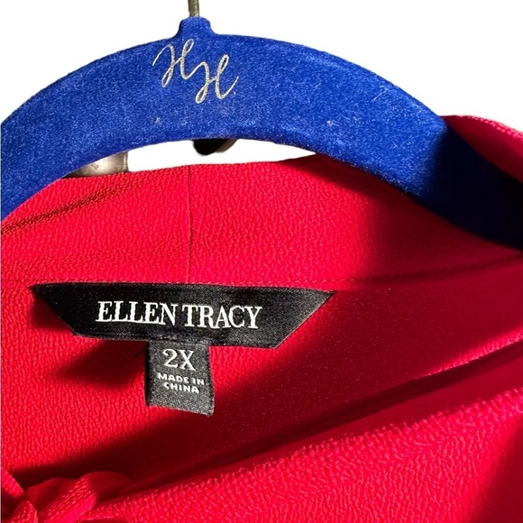 Ellen Tracy Red Cowl Neck Sleeveless Blouse with neck tie.  Plus size 2X - Picture 5 of 5